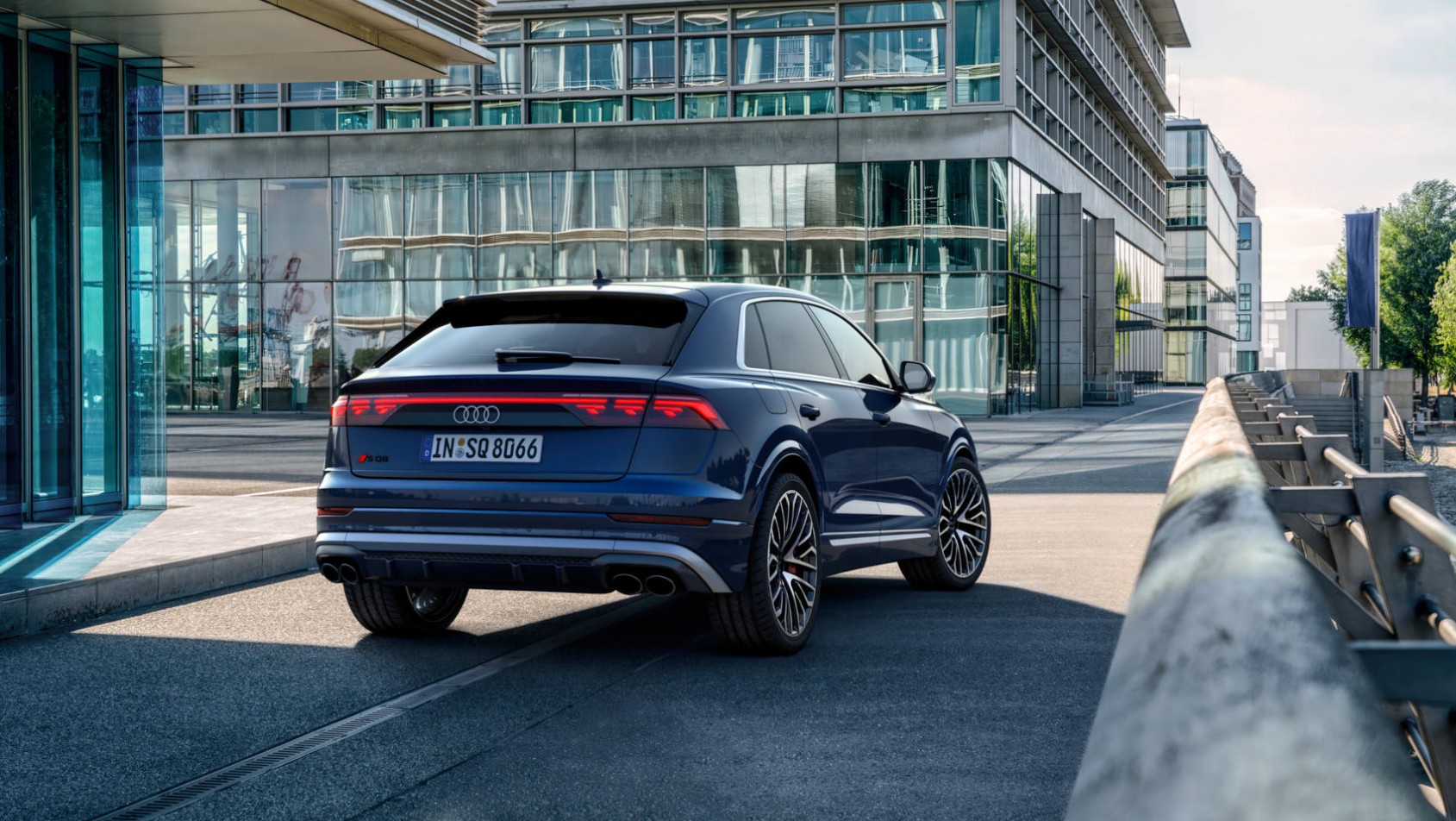 2024 Audi SQ8 lift tył