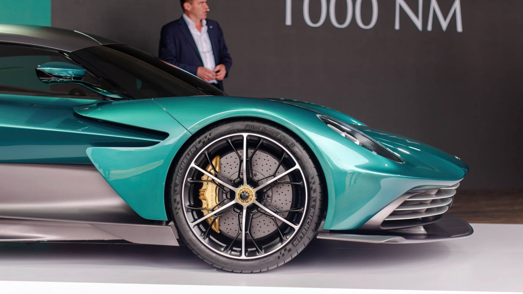 Aston Martin Valhalla koło