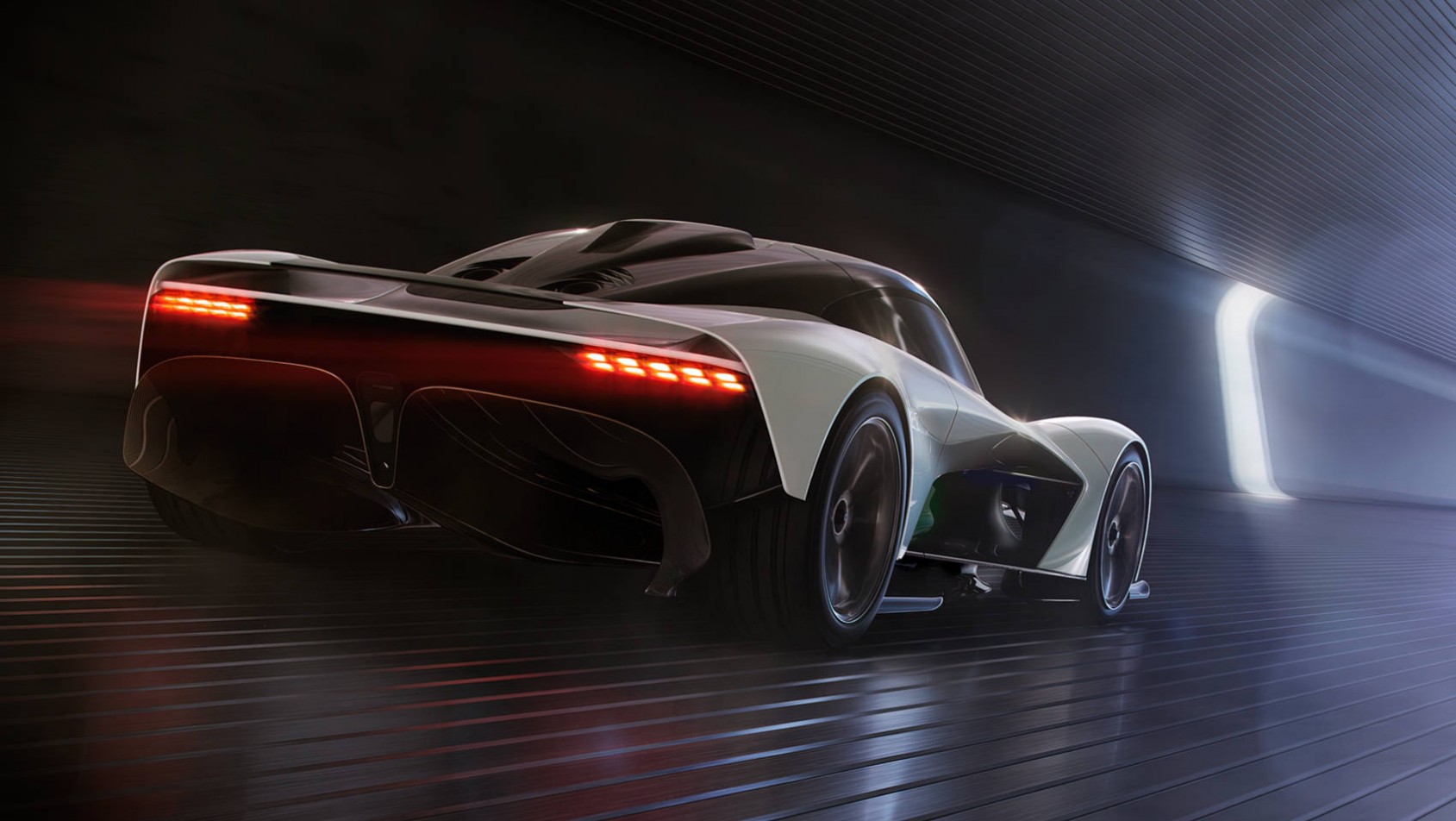 Aston Martin Valhalla sylwetka tył