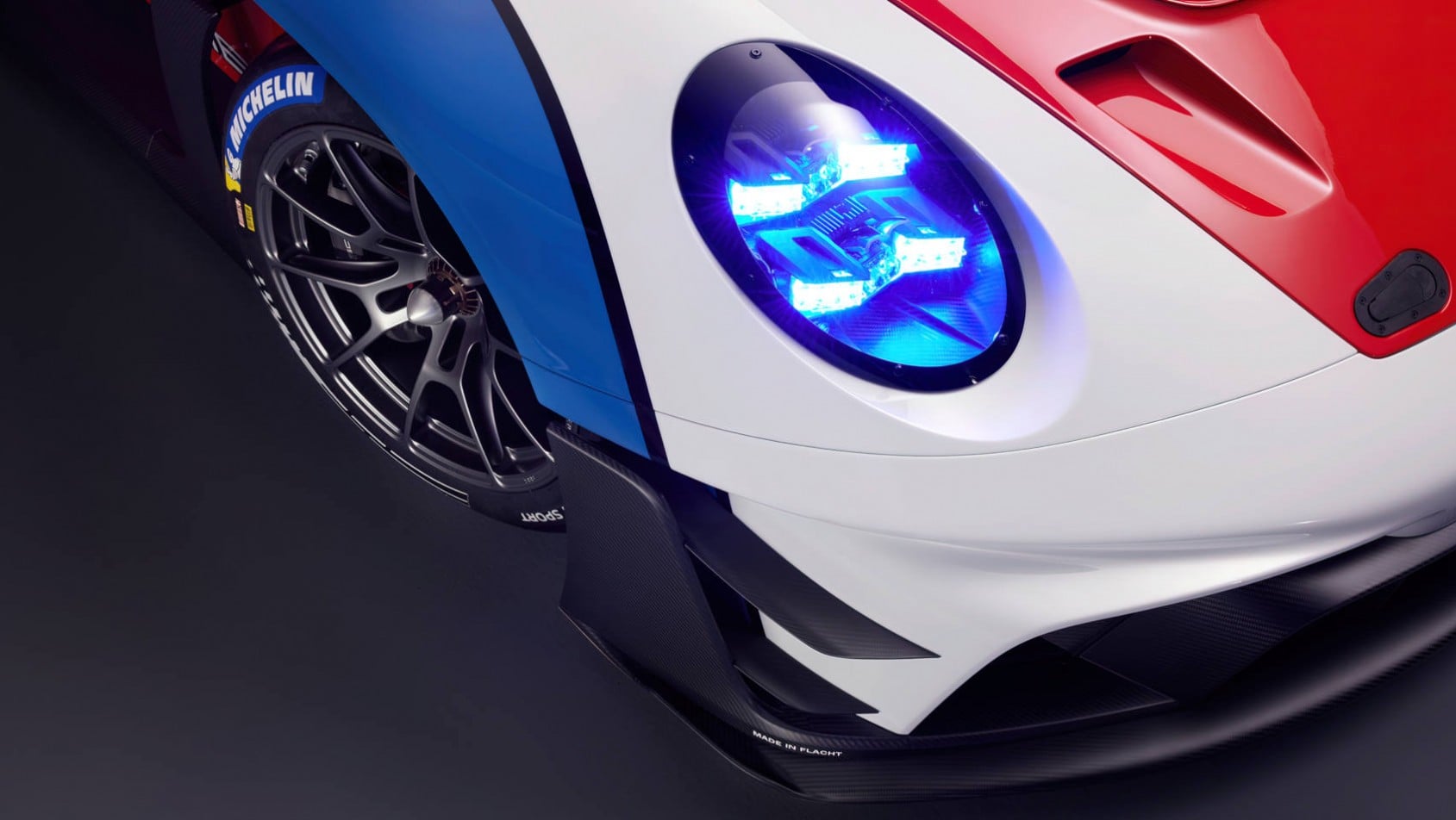 Porsche 911 GT3 R Rennsport detal