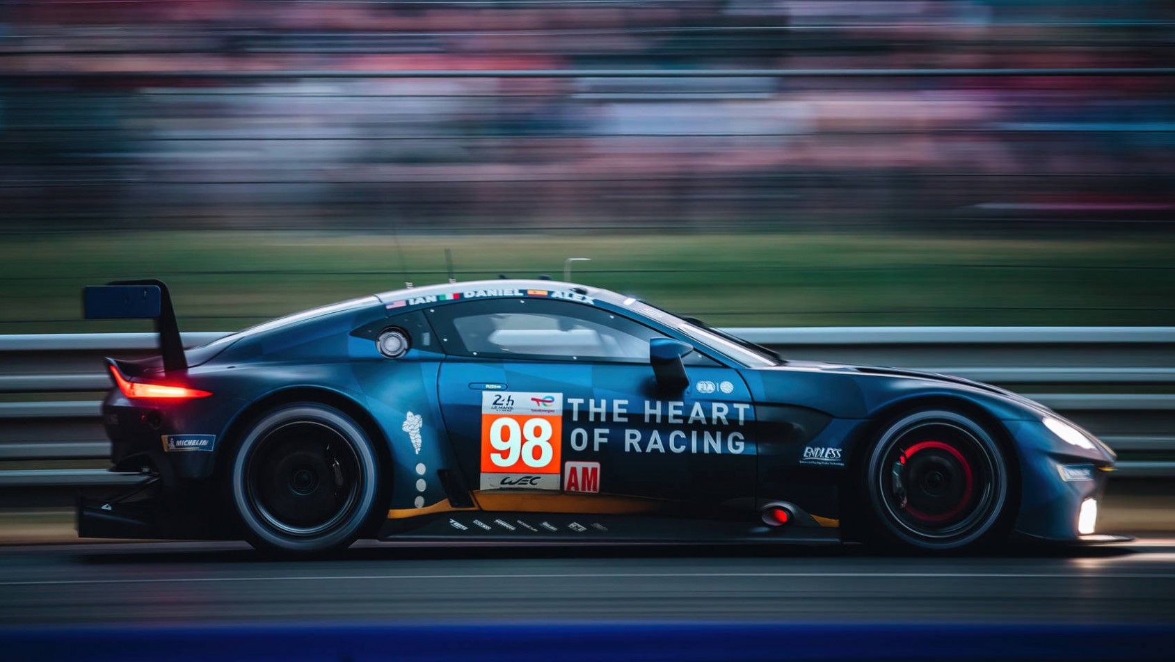 Aston Martin Vantage GT3 2024