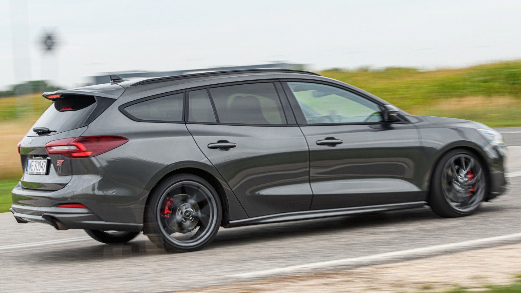 Ford Focus ST kombi profil