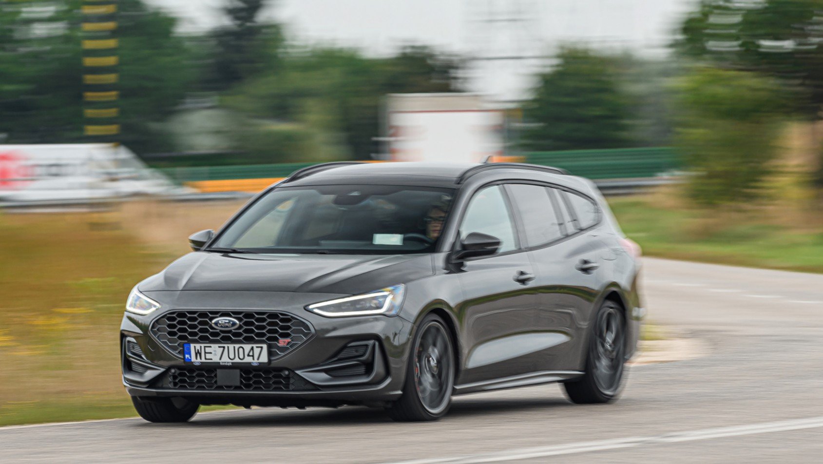 Ford Focus ST kombi przód