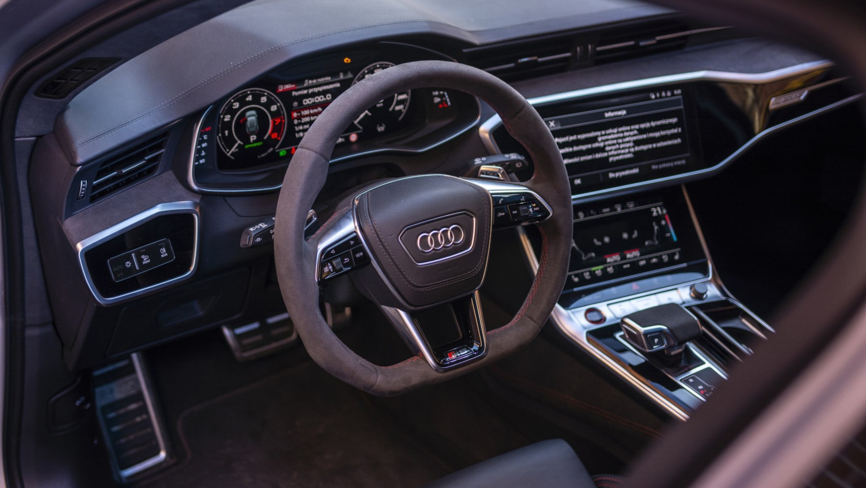 Audi RS 6 Audi RS6 Performance test kokpit