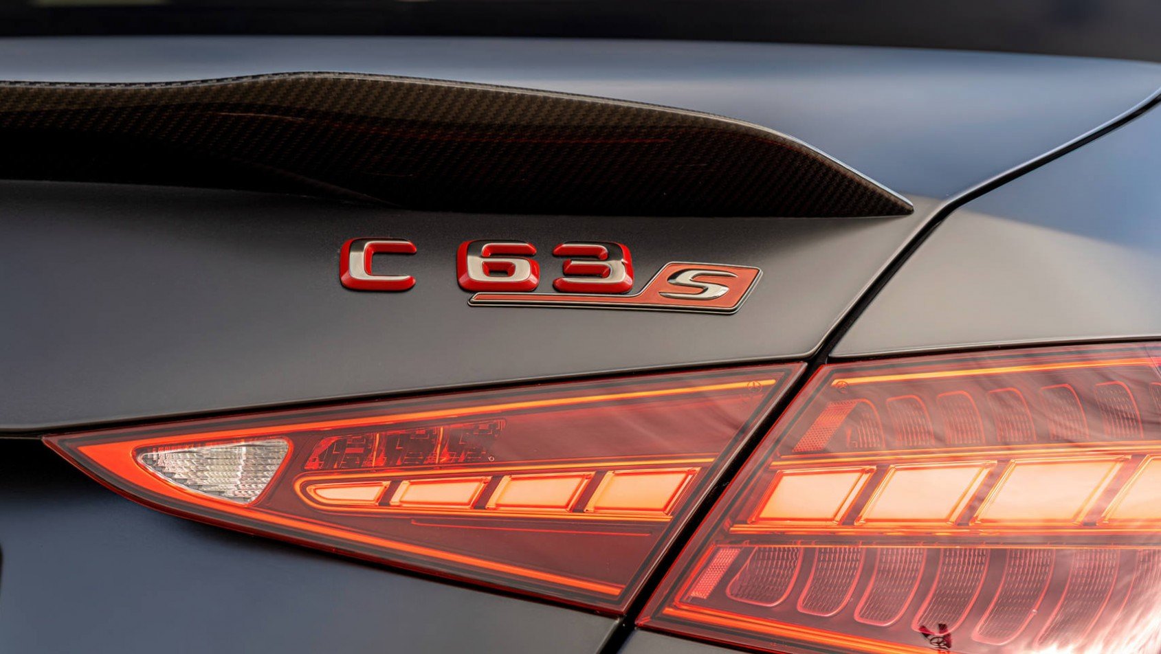 Mercedes-AMG C63 E-Performance detal