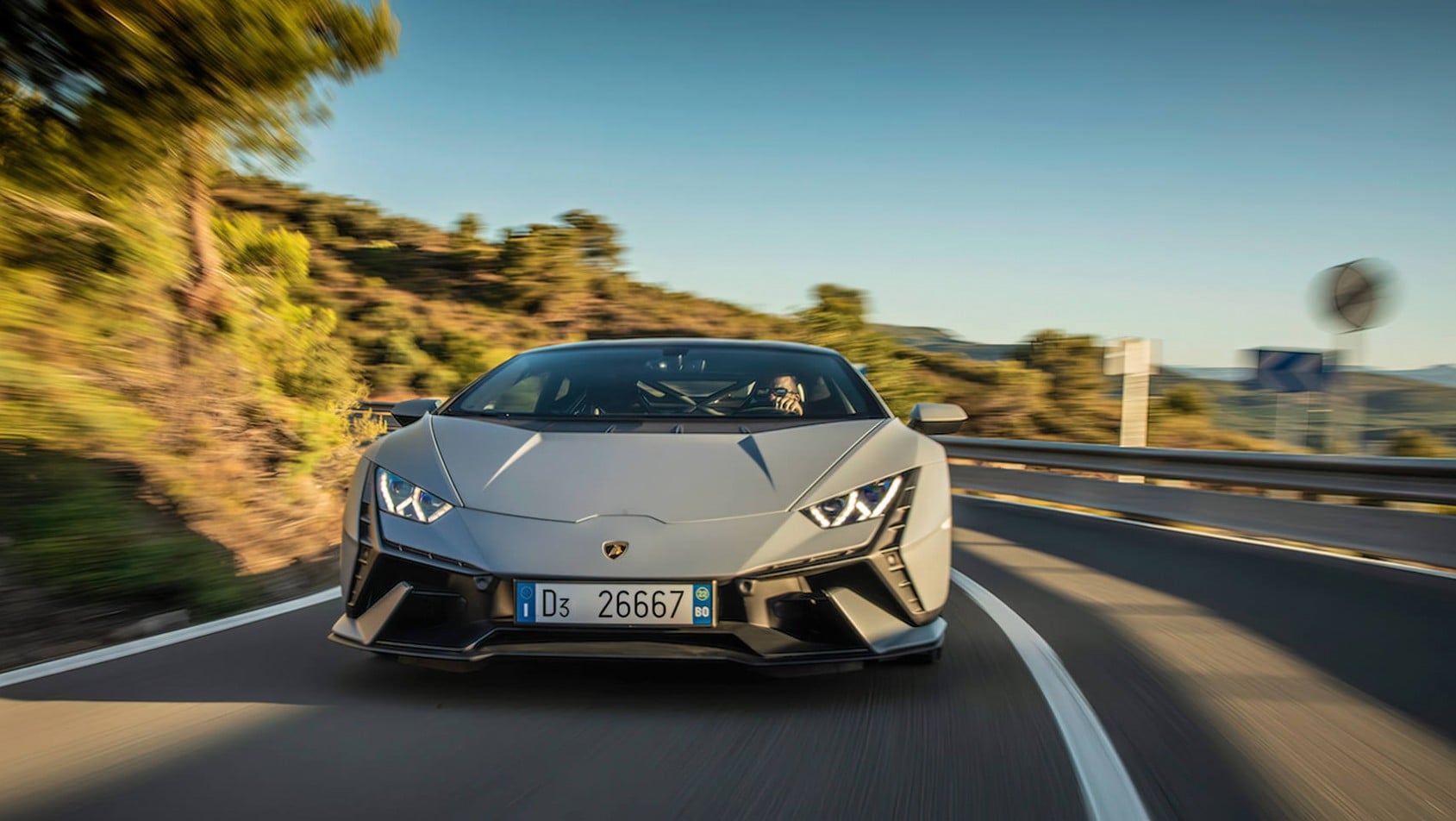 Lamborghini Huracan Tecnica lifting przodu