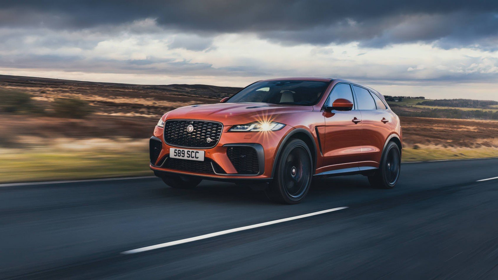 Jaguar F-Pace SVR krajobraz