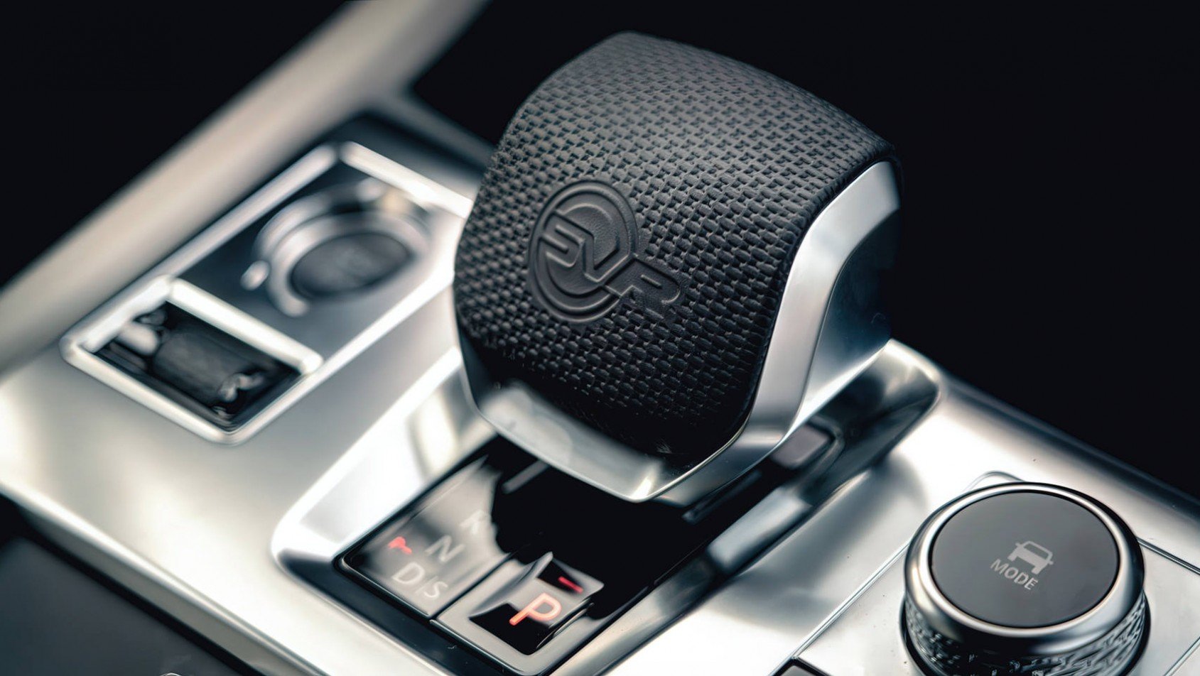 Jaguar F-Pace SVR detal wnętrza