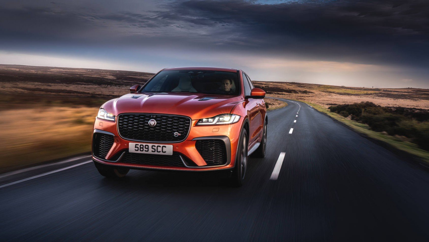 Jaguar F-Pace SVR przód lifting