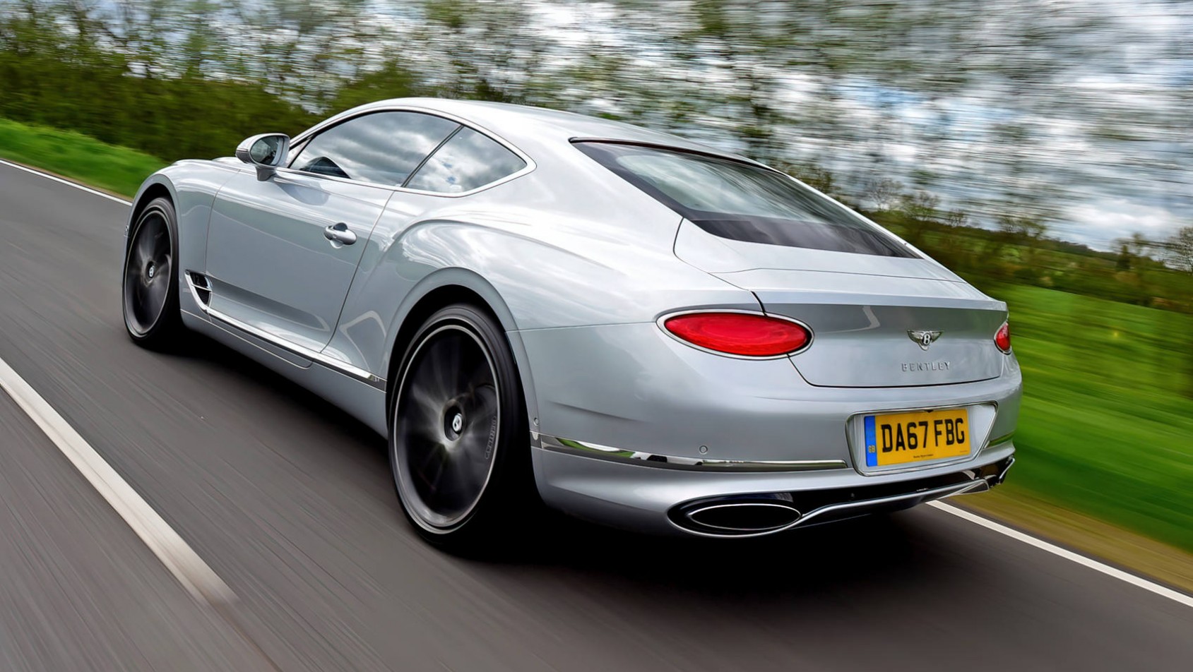 Bentley Continental GT - z tyłu