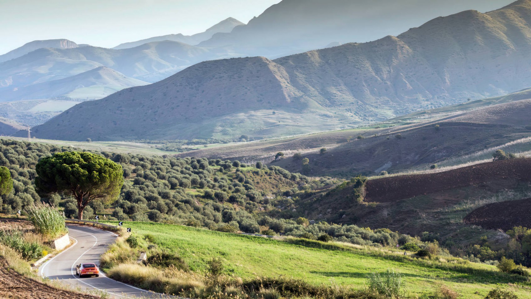 Bentley Continental GT - karajobraz