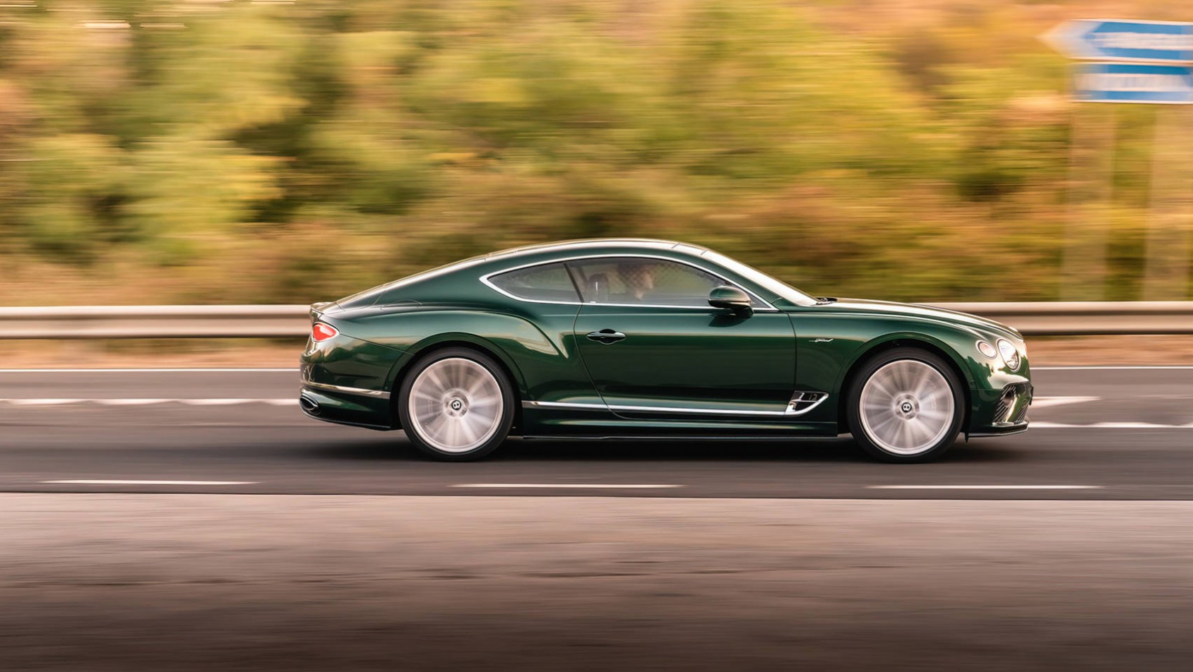 Bentley Continental GT -sylwetka auta