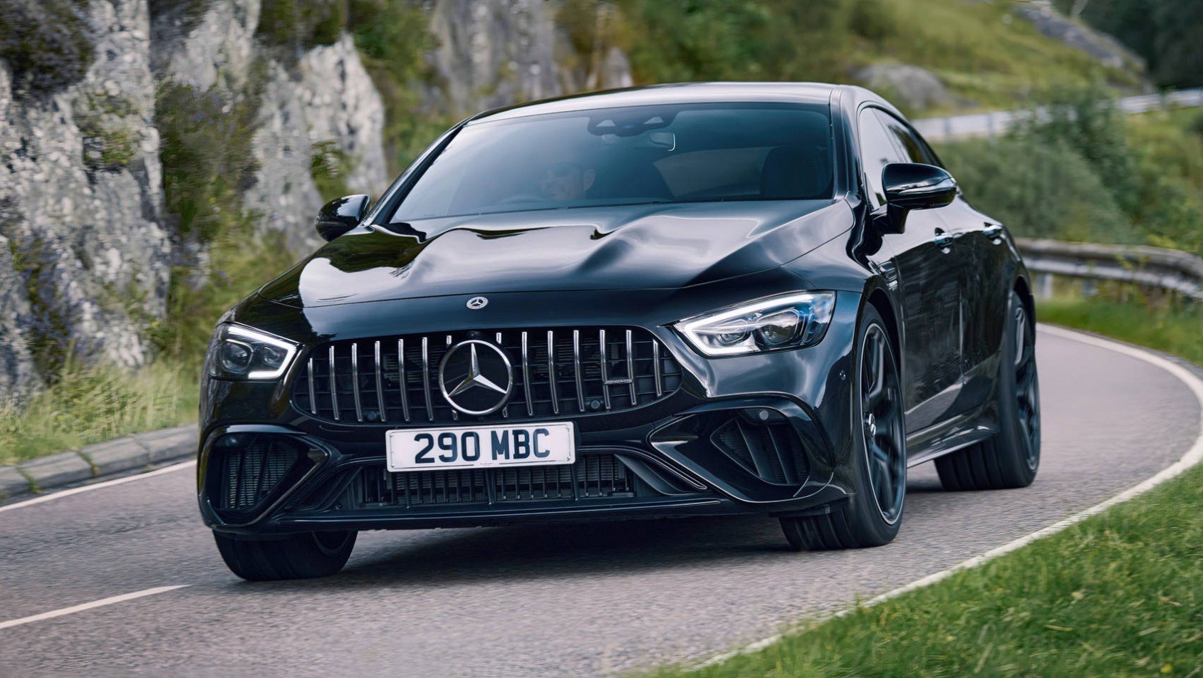 Mercedes-AMG GT 63S 4-door E-Performance na drodze