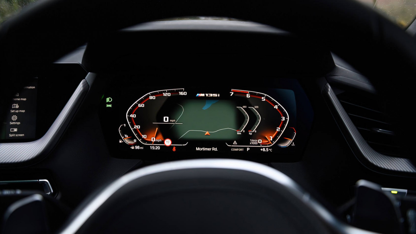 BMW M135i 2023 BMW M135i zegary