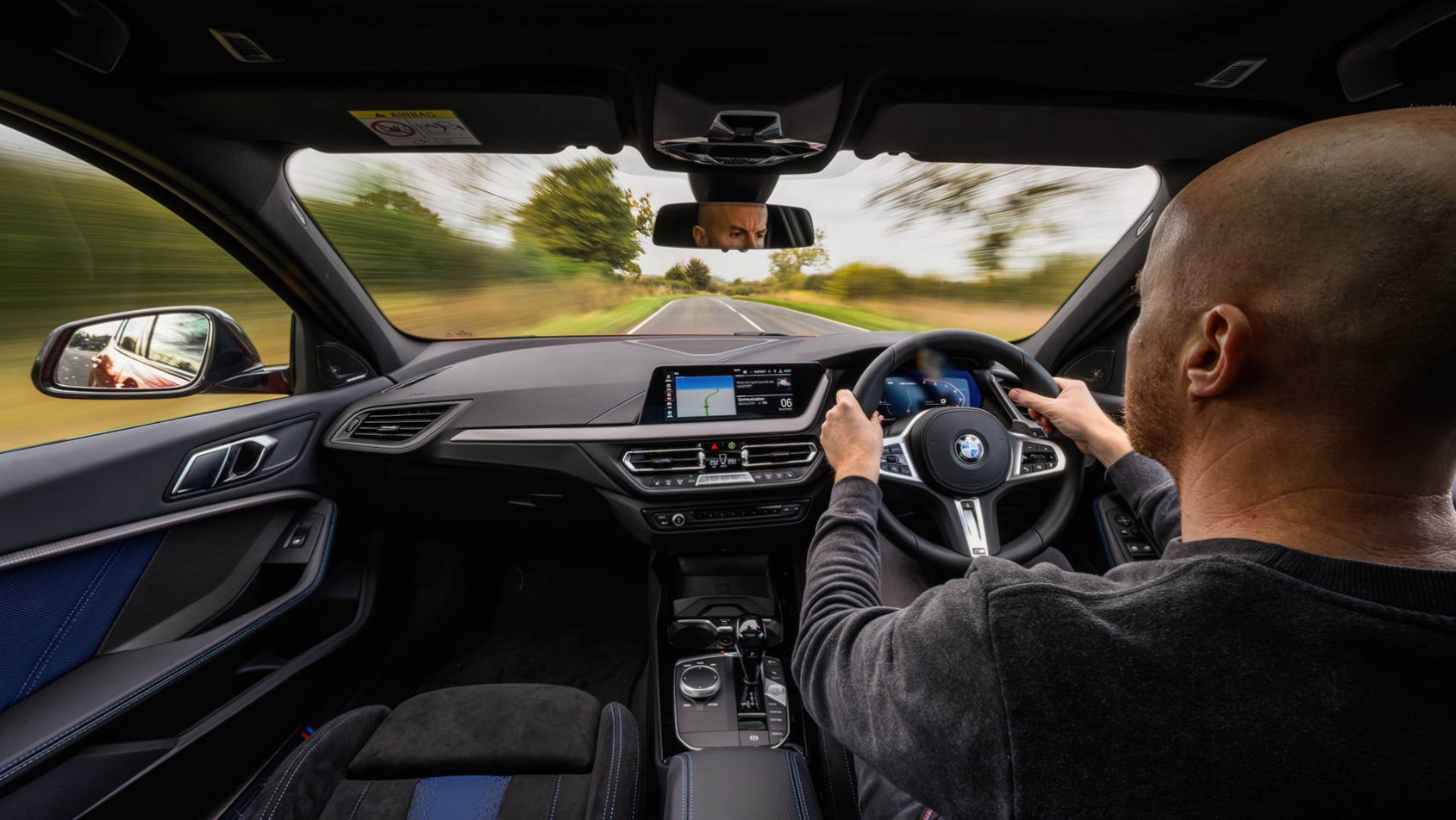 BMW M135i 2023 BMW M135i zza kierownicy
