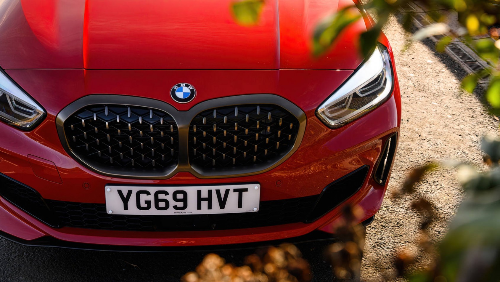 BMW M135i 2023 BMW M135i detal przodu