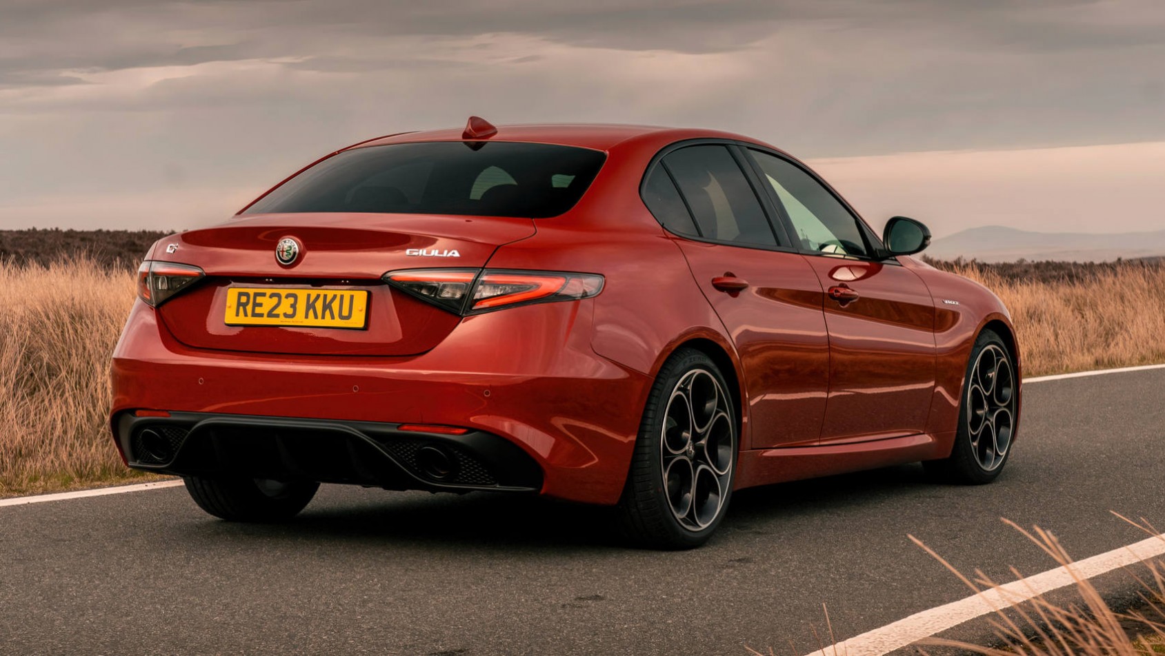 2023 Alfa Romeo Giulia Veloce prawy tył