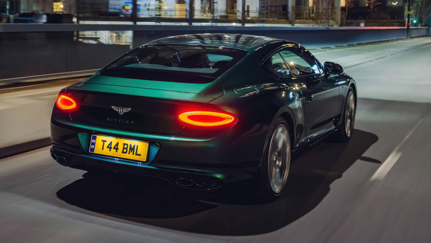 Bentley Continental GT S V8 2023 nocne tył