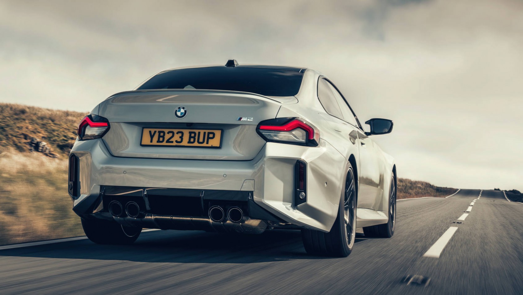 BMW M2 2023 BMW M2 G87 tył