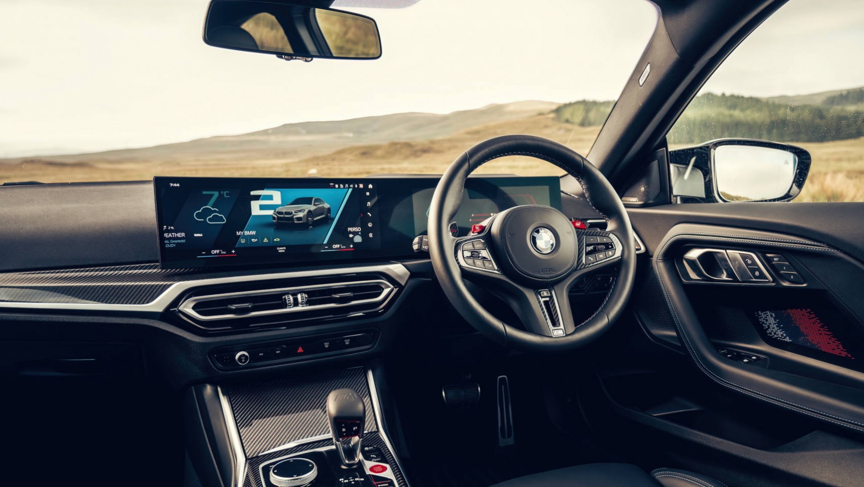 BMW M2 2023 BMW M2 G87 kokpit