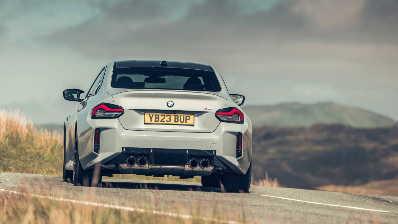 BMW M2 2023 BMW M2 G87 wydech