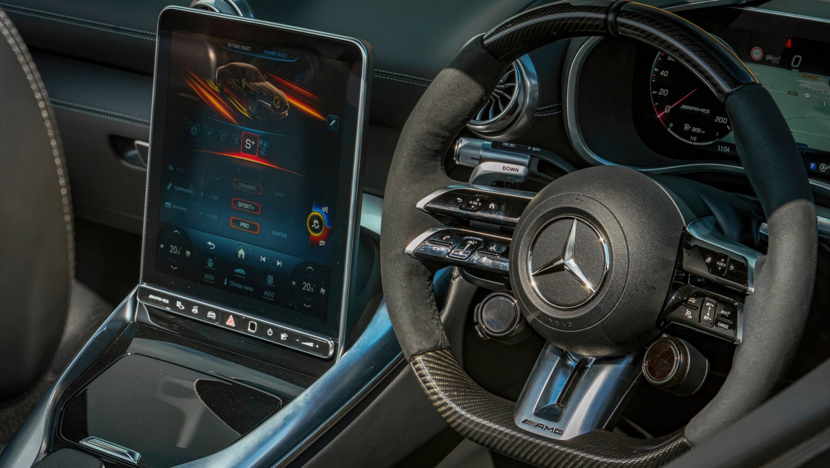 2023 Mercedes-AMG SL43 wnętrze