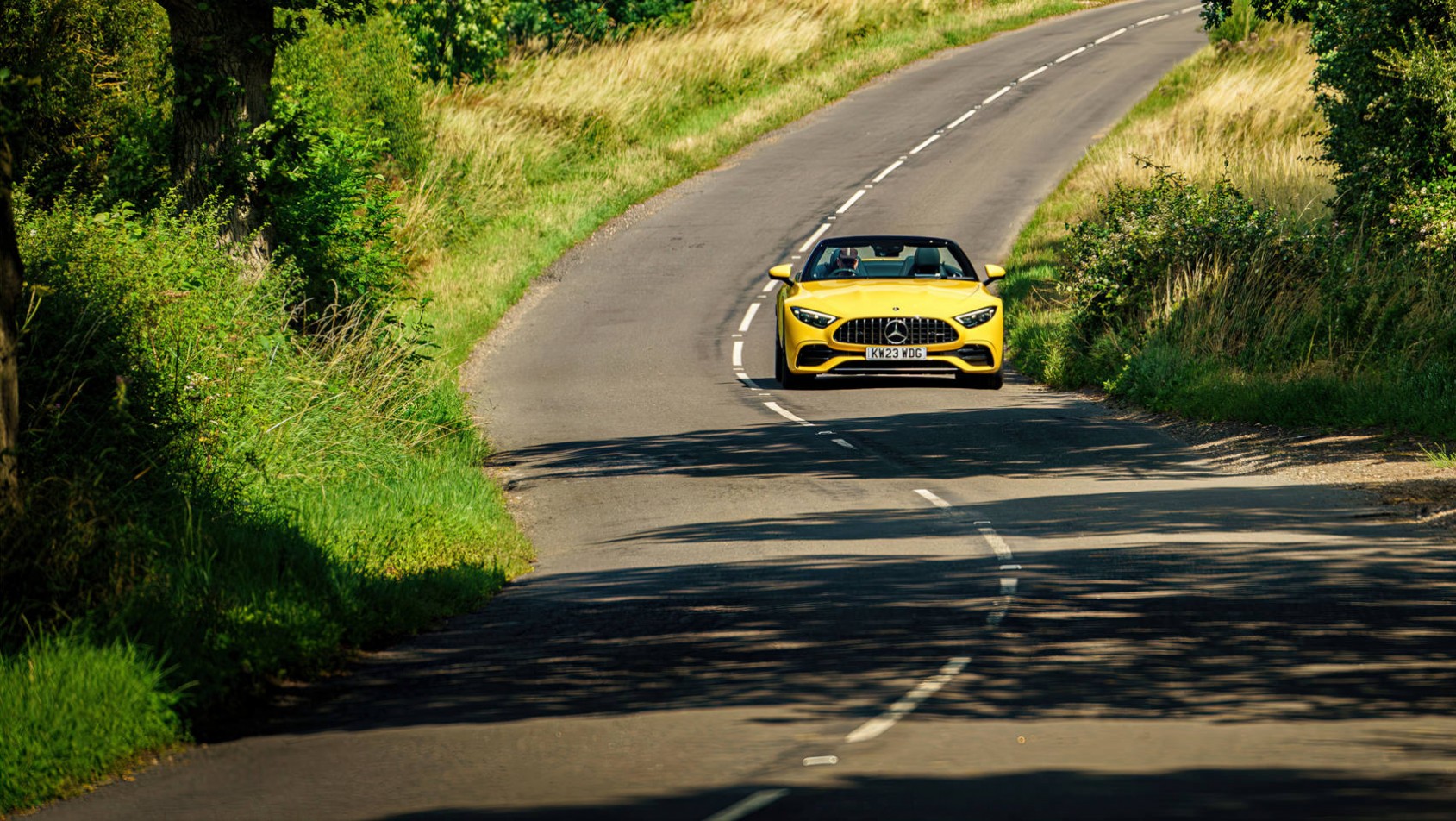 2023 Mercedes-AMG SL43 dynamiczne przód