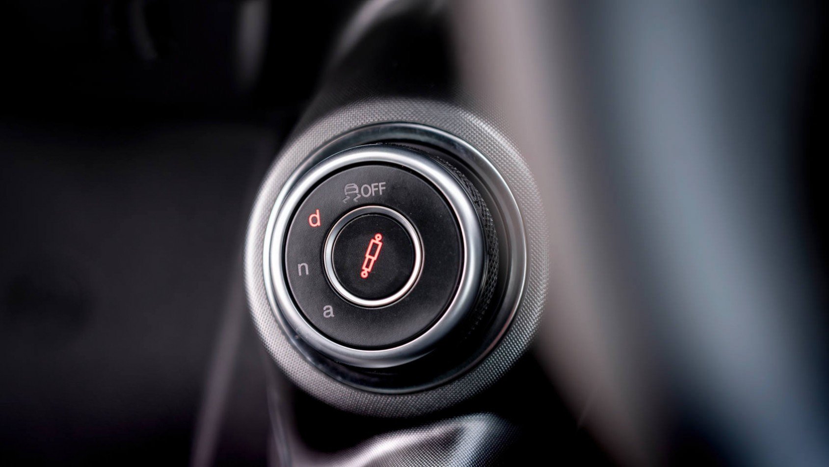 Alfa Romeo Tonale PHEV detal wnętrza