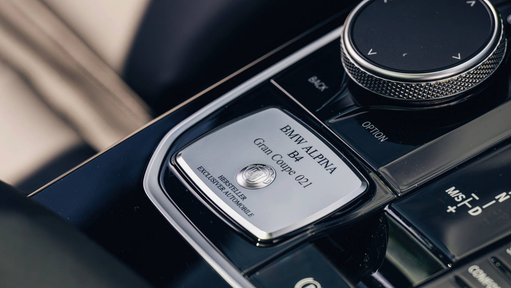 Alpina B4 Gran Coupe detal wnętrza