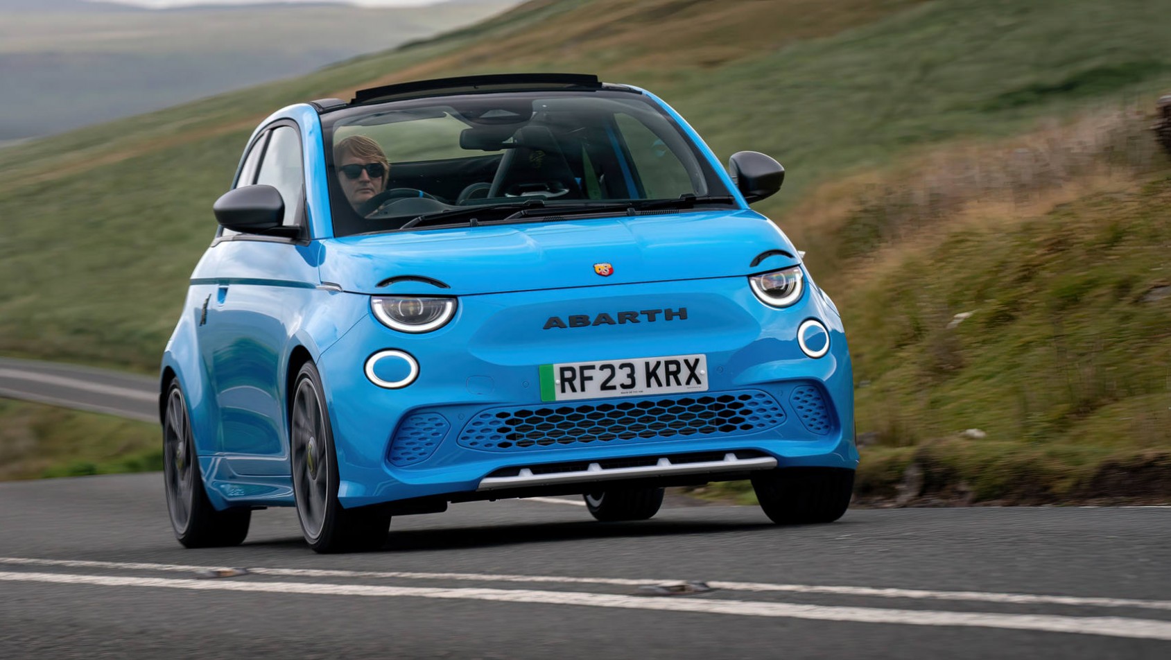2023 Abarth 500e cabriolet przód