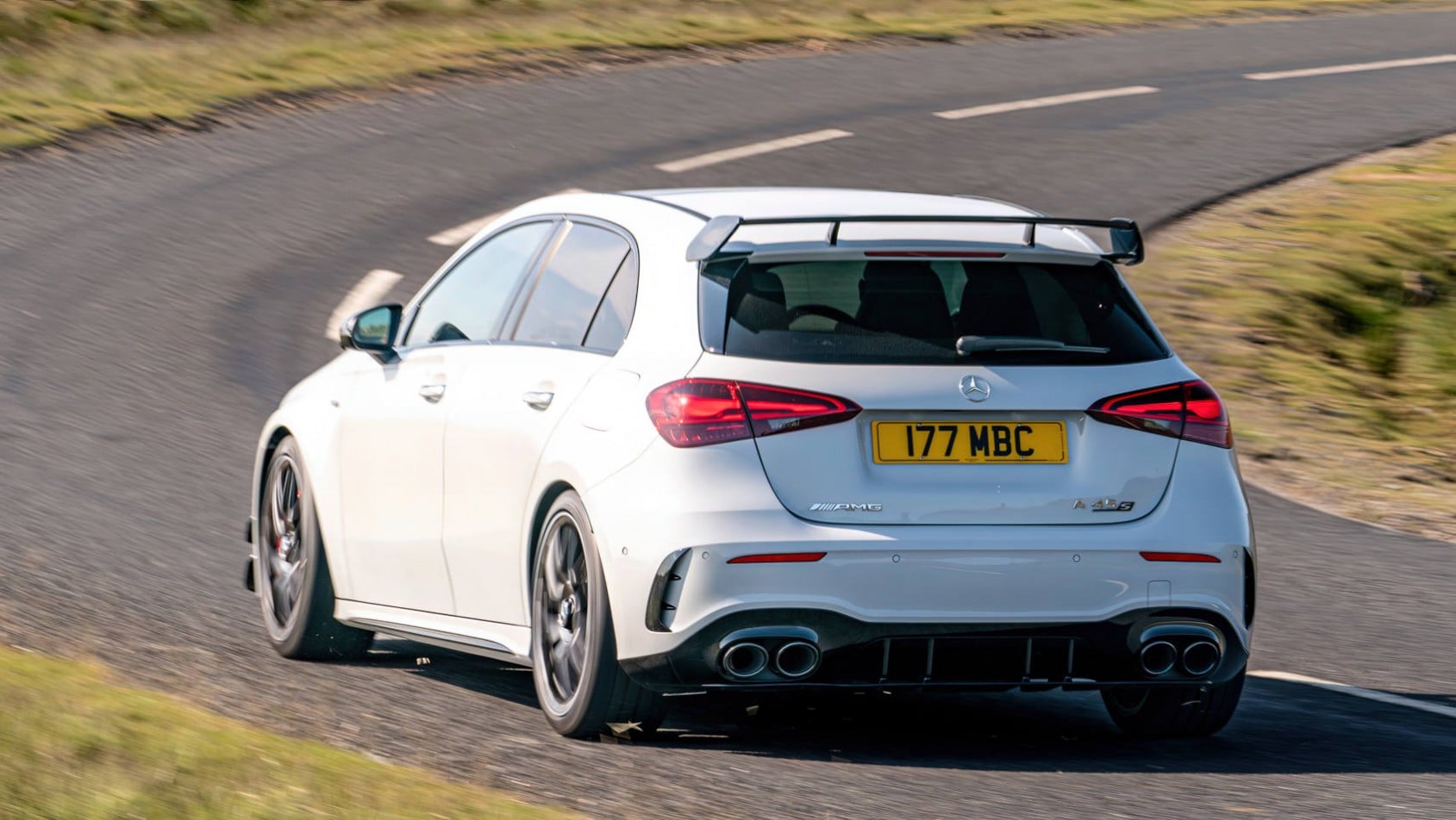 2023 Mercedes-AMG A45 S wydech