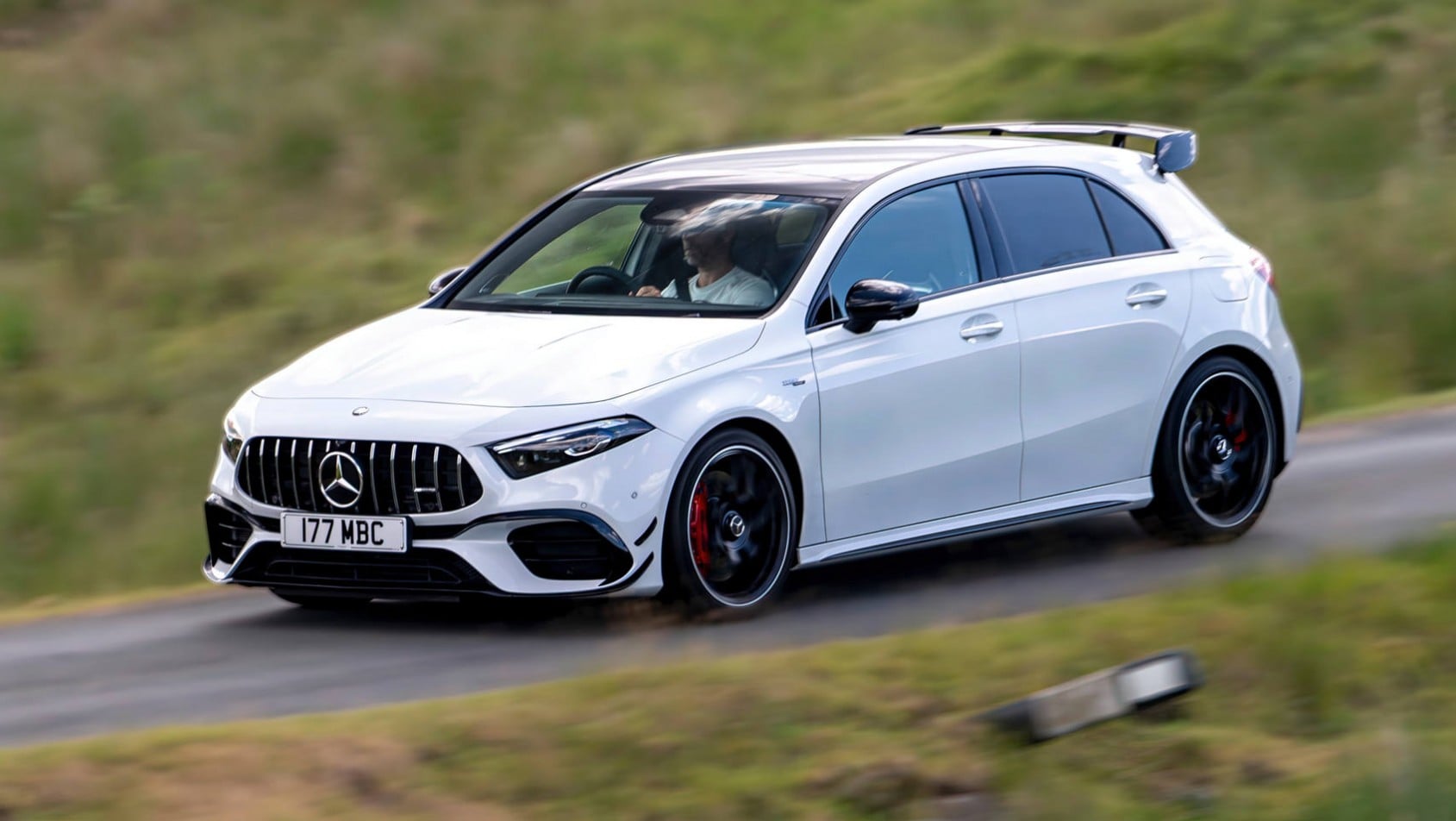 2023 Mercedes-AMG A45 S pakiet aero