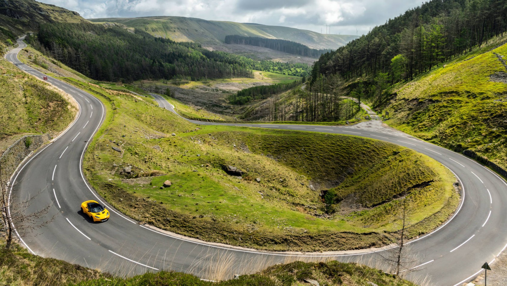 Lotus Evora na drodze publicznej