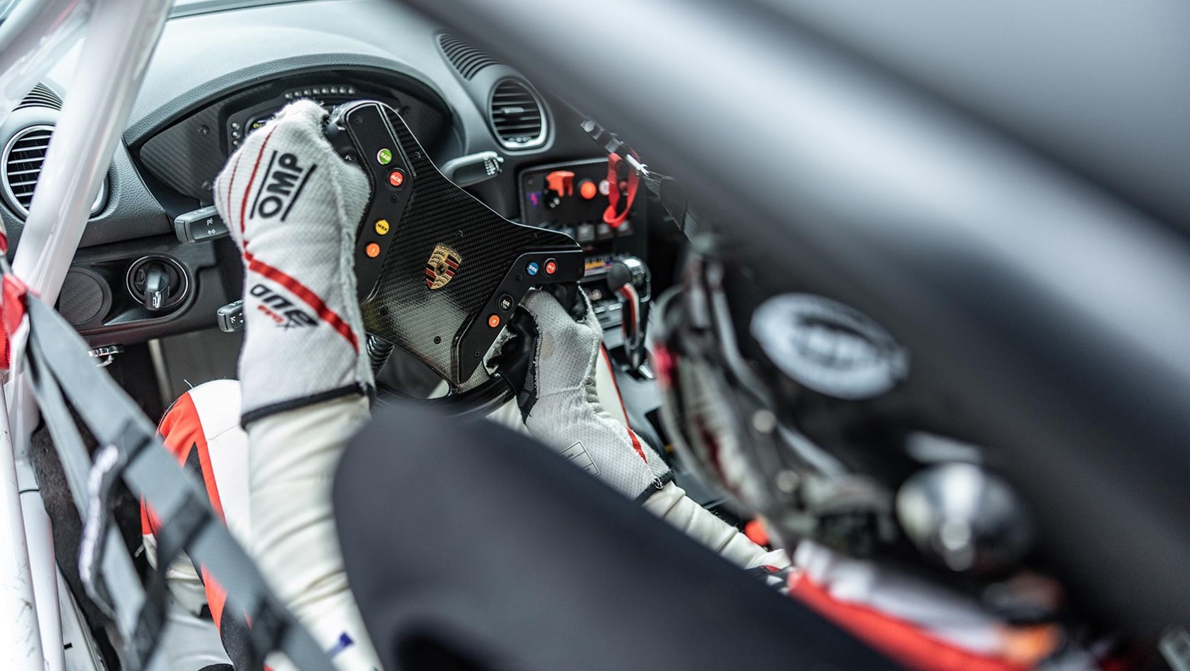 Przygotowania do startu w III rundzie Porsche Sports Cup Deutschland