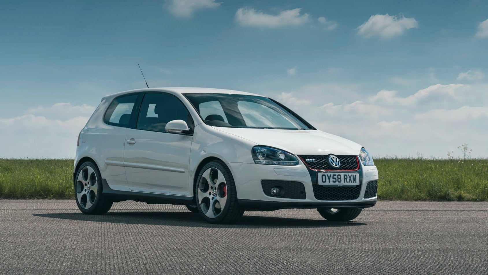 Volkswagen Golf GTI MK5 sylwetka