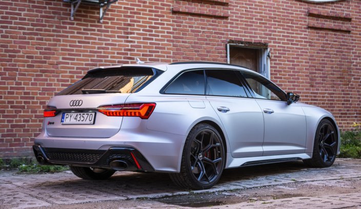 Audi RS6 Performance test
