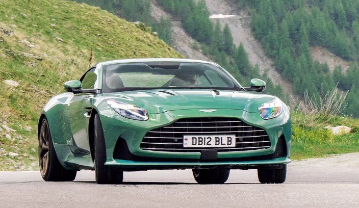 Aston Martin DB12 coupe test