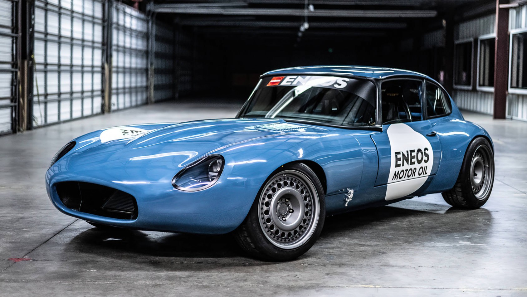 Eneos Jaguar E-Type 2JZ restomod