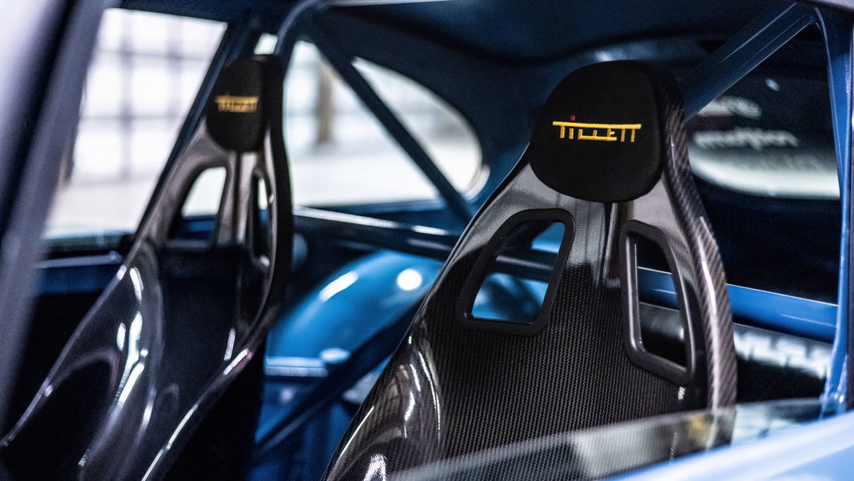 Eneos Jaguar E-Type 2JZ wnętrze