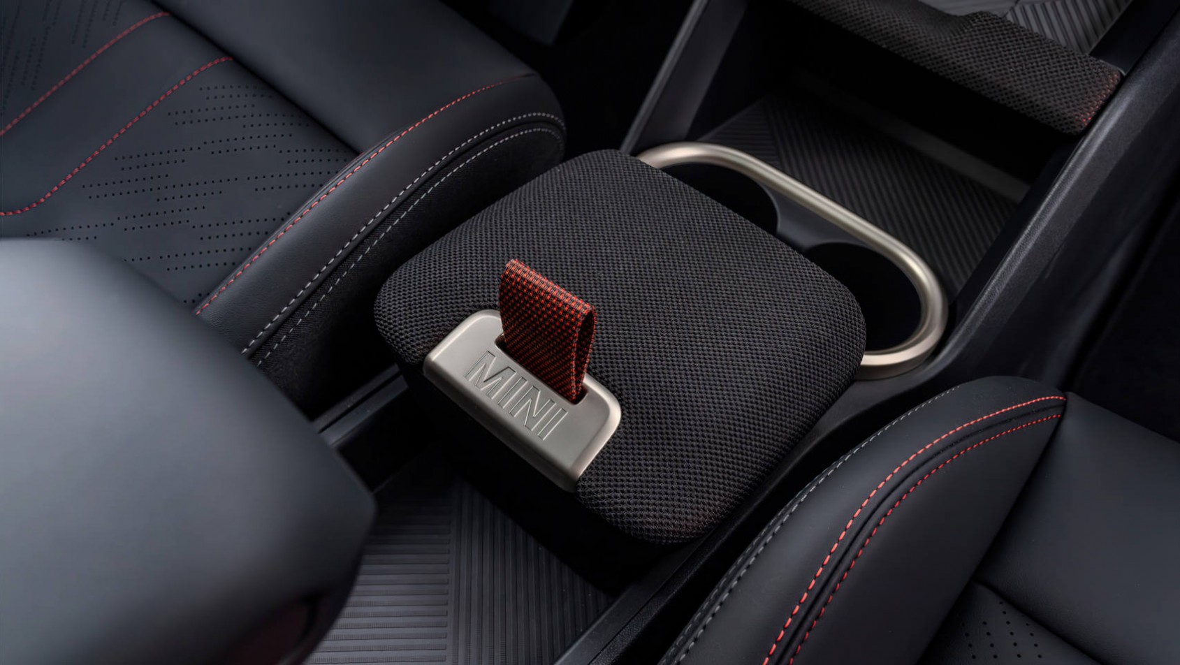 2024 Mini Countryman John Cooper Works detal wnętrza