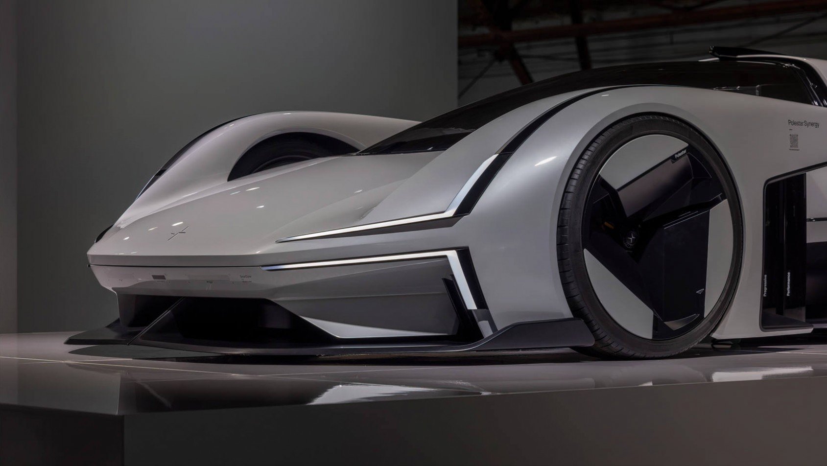 Polestar Synergy Concept przód