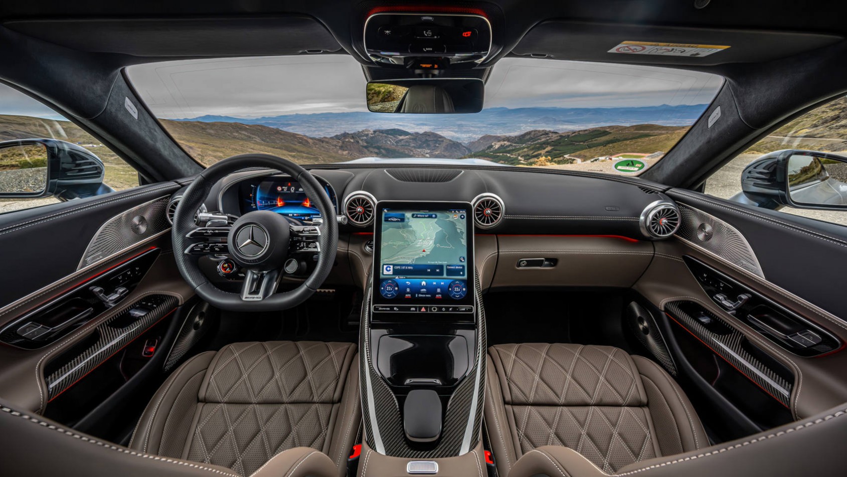 Mercedes AMG GT 2023 Mercedes AMG GT 63 kokpit