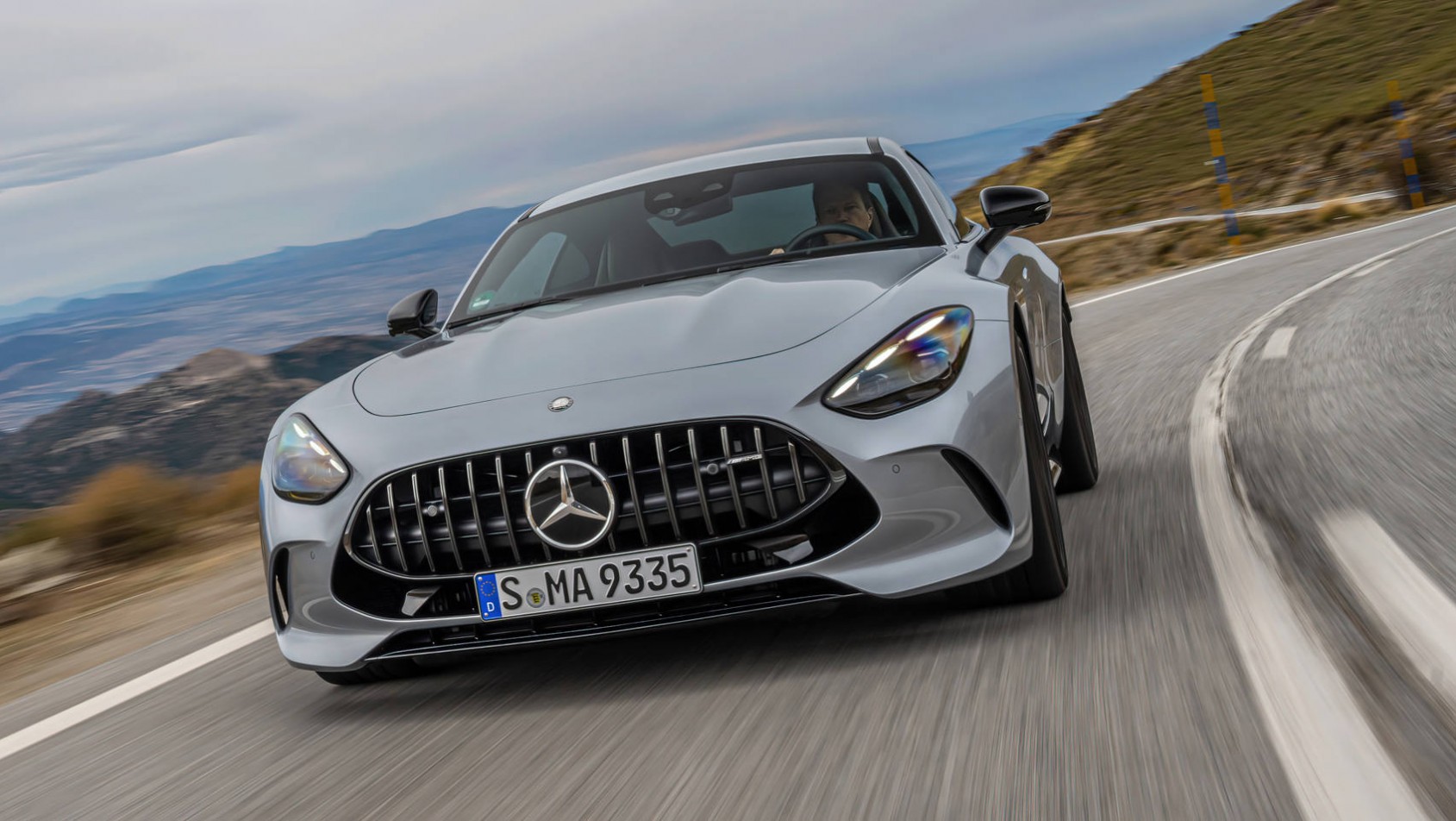Mercedes AMG GT 2023 Mercedes-AMG GT 63 grill