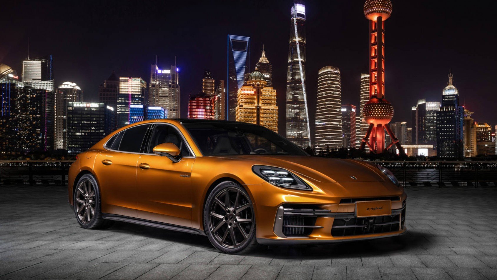 2023 Porsche Panamera lifting sylwetka