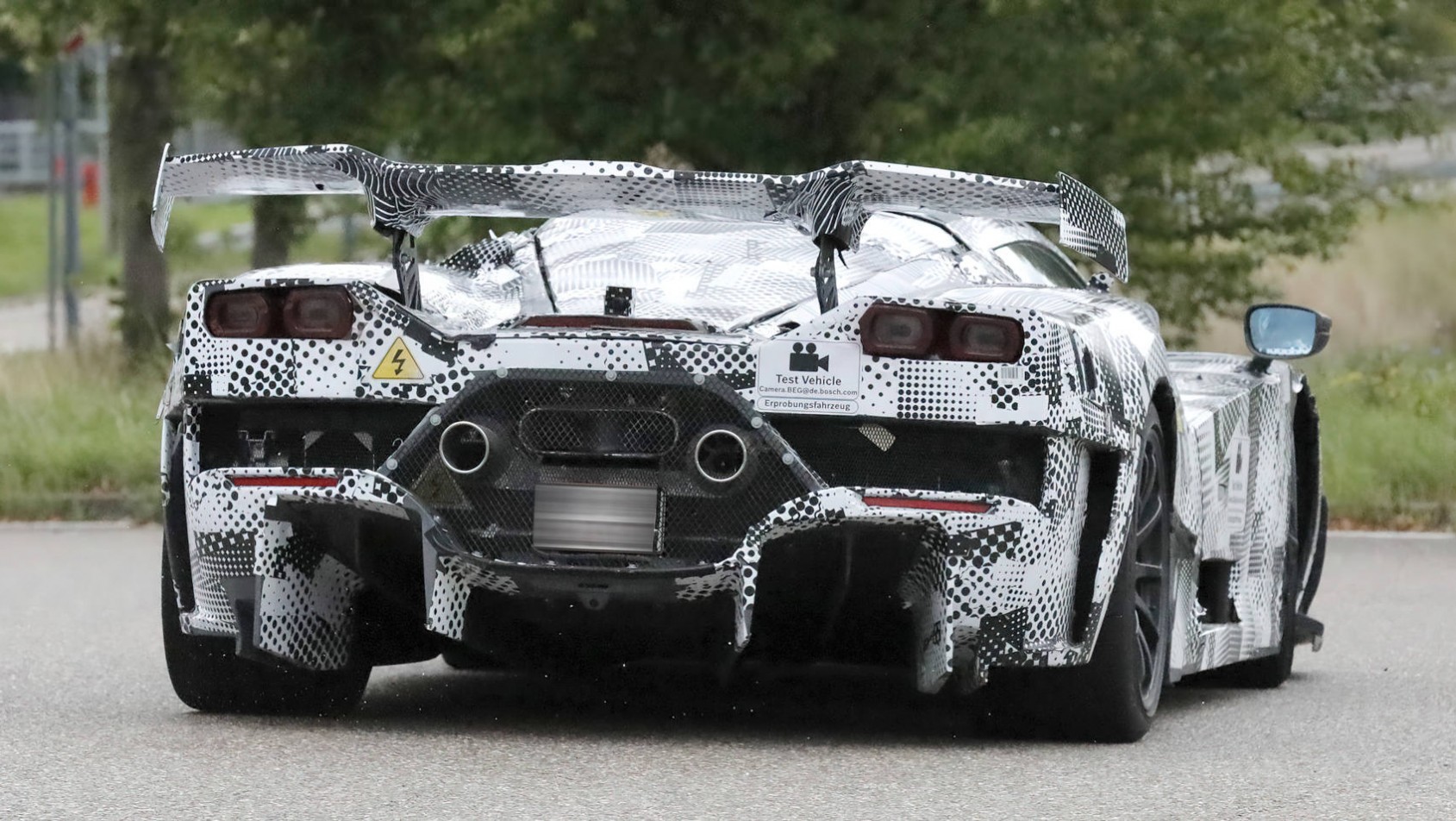 Ferrari F250 Hypercar spyshot tył