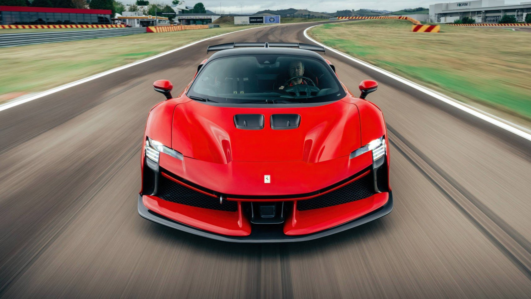 Ferrari SF90 XX Stradale przód
