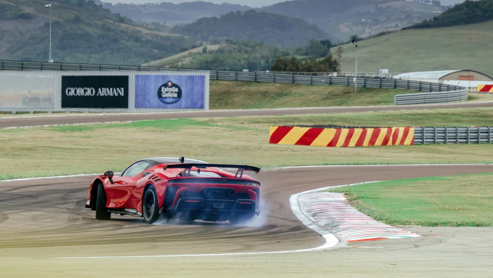 Ferrari SF90 XX Stradale poślizgi