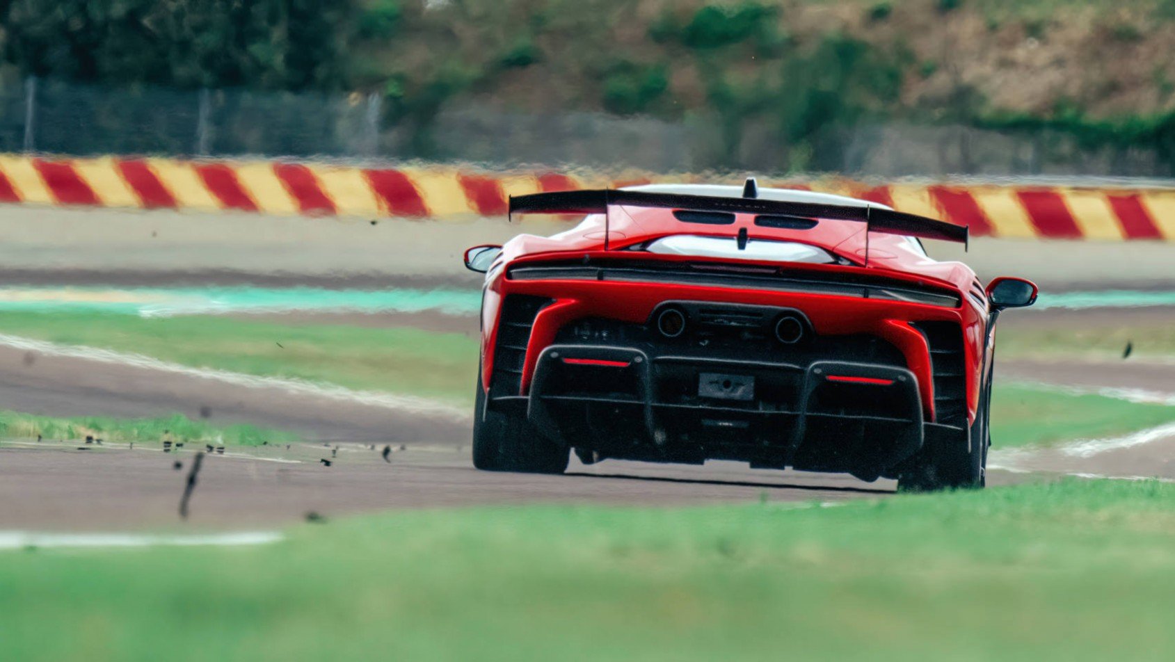Ferrari SF90 XX Stradale tył