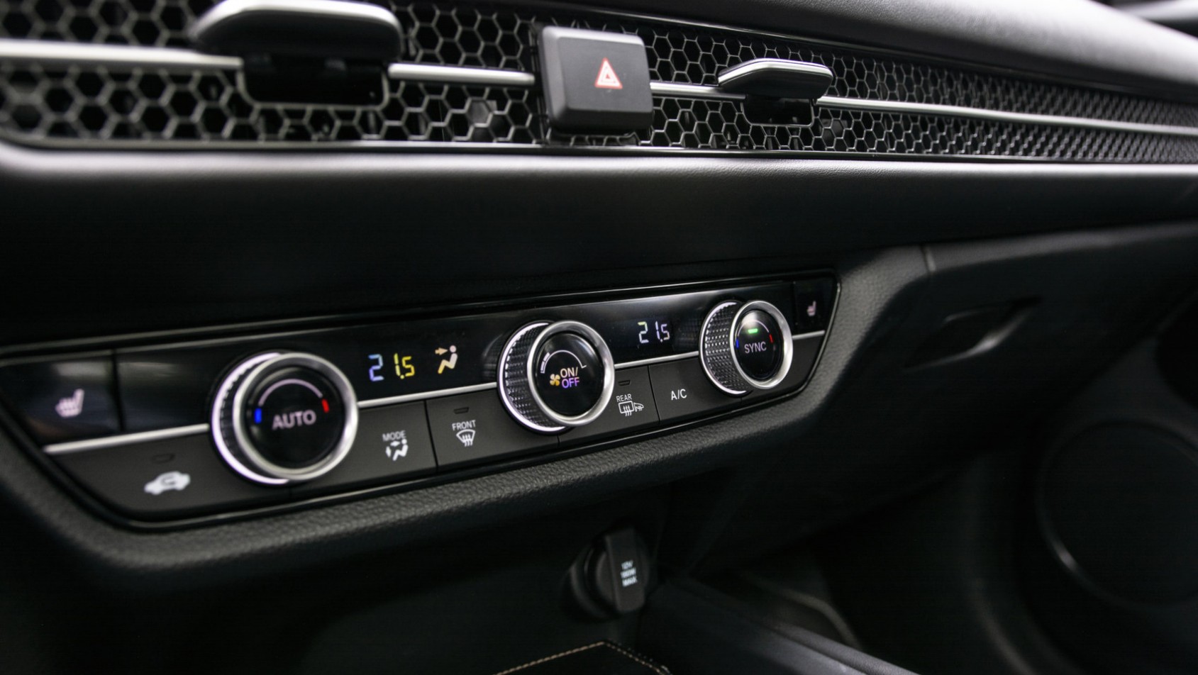 Honda ZR-V panel klimatyzacji