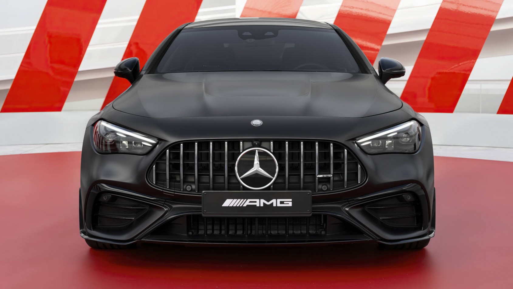 Mercedes-AMG CLE53 Coupe grill panamericana